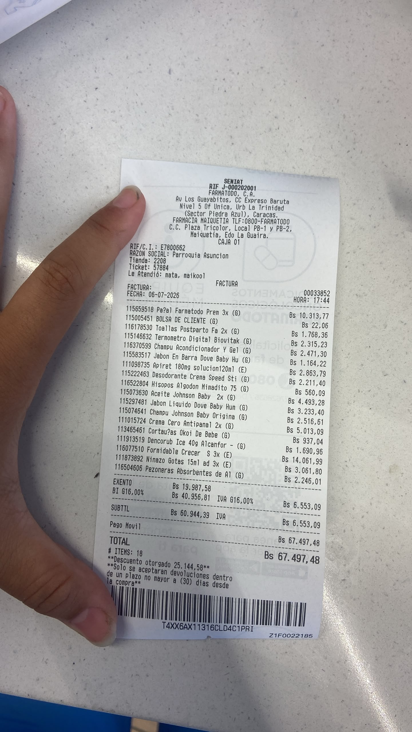 Factura de Farmatodo con el detalle de la compra